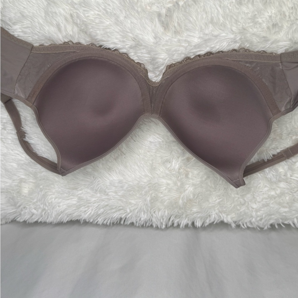 $10 Bundled💥 Bali Elegant Taupe Lace Trim Bra Sz 36DD - Picture 7 of 8